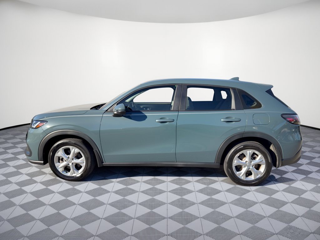 Used 2023 Honda HR-V LX image 2