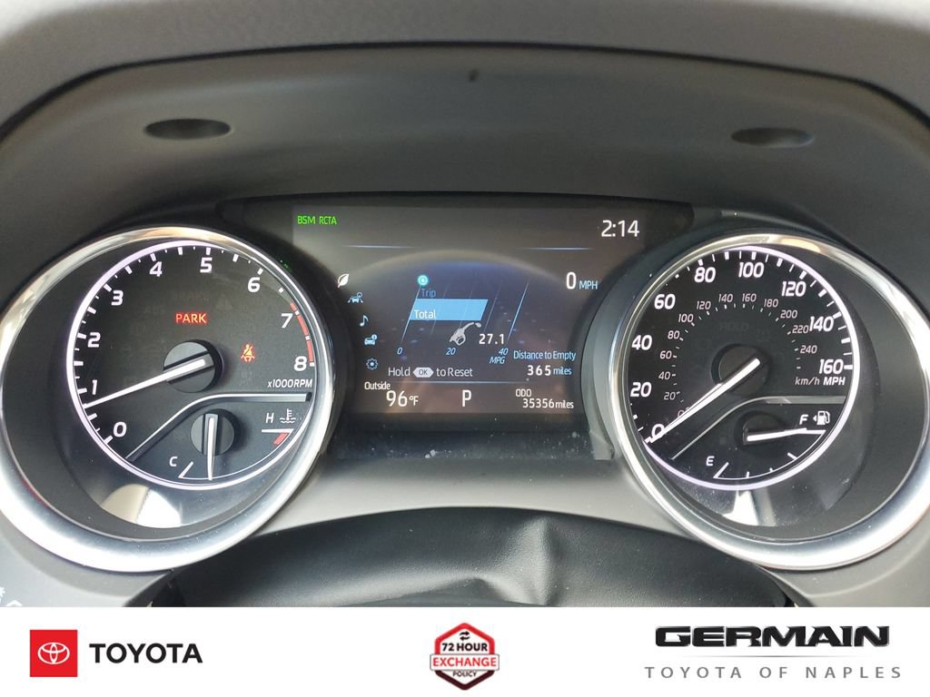 Used 2019 Toyota Camry XLE w/ Navigation Package FWD image 25