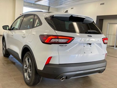 New 2025 Ford Escape ST-Line w/ Tech Pack #1 image 5