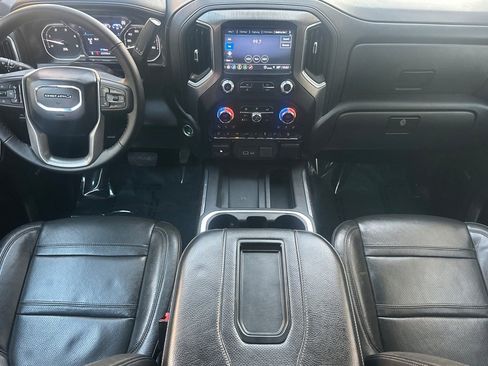 Used 2022 GMC Sierra 2500 Denali w/ Technology Package image 15