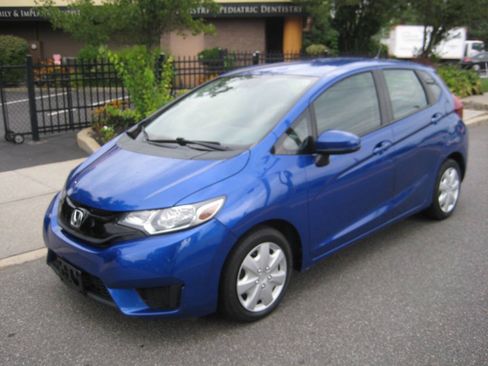 Used 2017 Honda Fit LX image 1