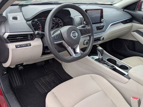 Used 2022 Nissan Altima 2.5 SV image 18