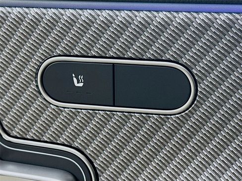 Certified 2025 Mercedes-Benz CLA 250 4MATIC image 25