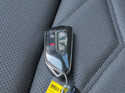 Used 2024 Volkswagen Atlas Cross Sport SE FWD image 29