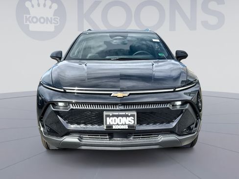 New 2026 Chevrolet Equinox EV LT image 11