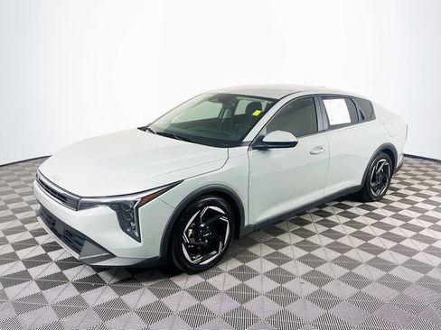 Used 2025 Kia K4 EX FWD image 4