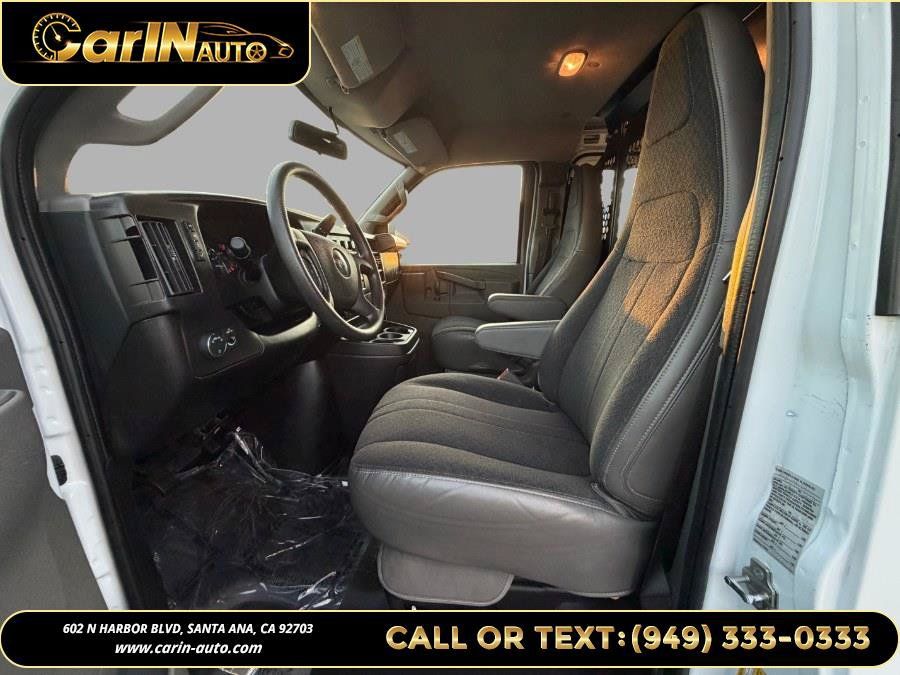 Used 2024 GMC Savana 2500 w/ Driver Convenience Package RWD image 10