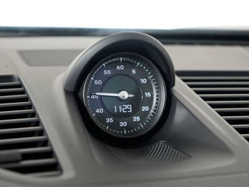 Certified 2020 Porsche 911 Carrera S RWD image 31