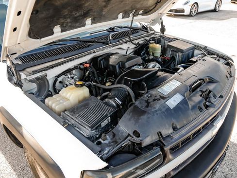 Used 2000 Chevrolet Silverado 1500 4x4 Extended Cab w/ Firm Ride Suspension Pkg image 41