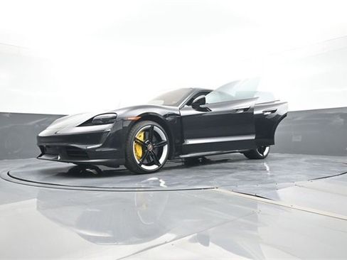 Certified 2020 Porsche Taycan Turbo S w/ Premium Package image 30