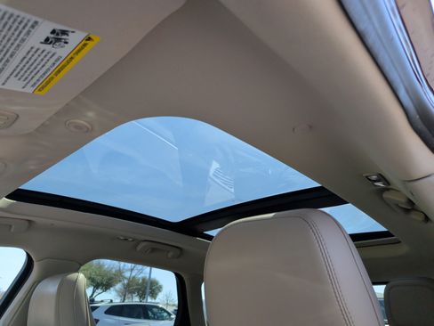 Used 2020 Lincoln Corsair Reserve w/ Appearance Package image 30