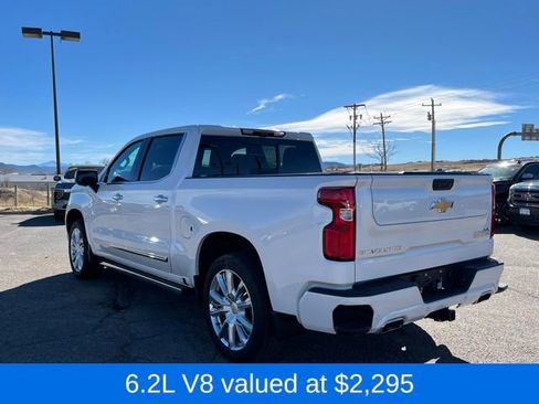 Used 2024 Chevrolet Silverado 1500 High Country w/ Technology Package AWD/4WD image 3