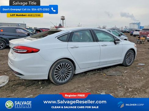 Used 2018 Ford Fusion SE w/ Fusion SE Technology Package image 3