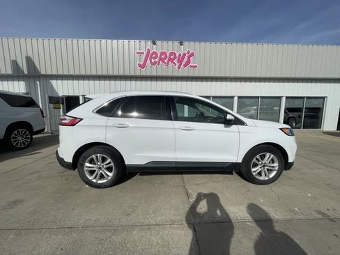 Used 2020 Ford Edge SEL image 7