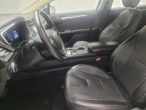 Used 2020 Ford Fusion Energi Titanium image 17