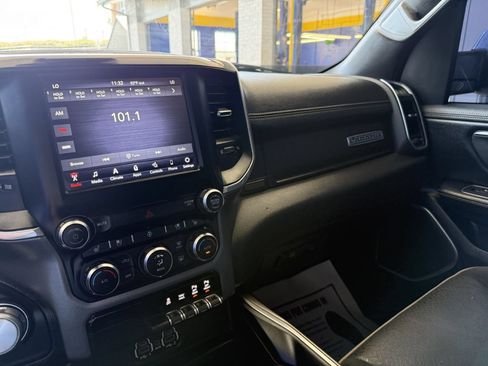 Used 2020 RAM 1500 Laramie w/ Sport Appearance Package AWD/4WD image 18