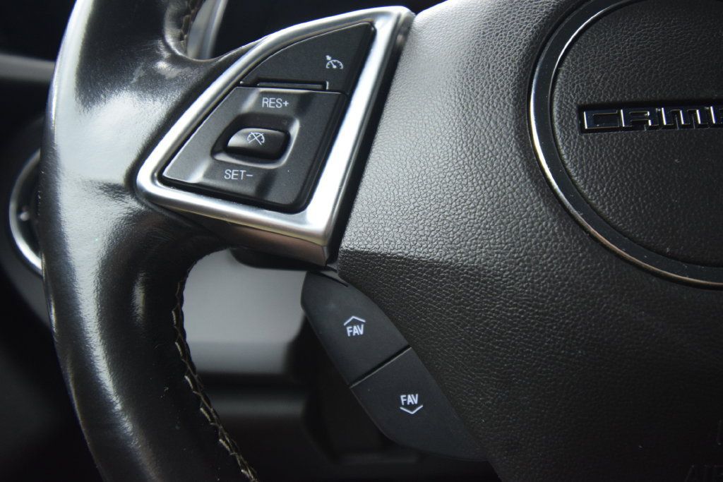 Used 2017 Chevrolet Camaro LT RWD image 30