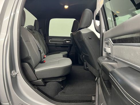 Used 2022 RAM 2500 Big Horn w/ Cold Weather Group image 23