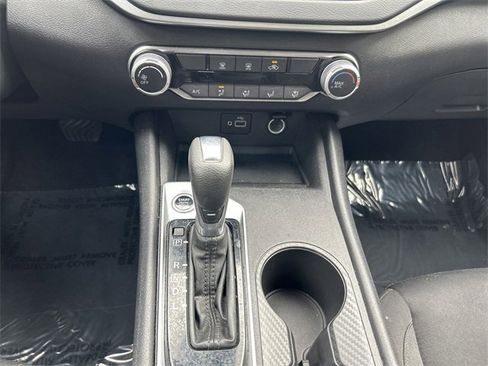 Used 2024 Nissan Altima 2.5 S image 33