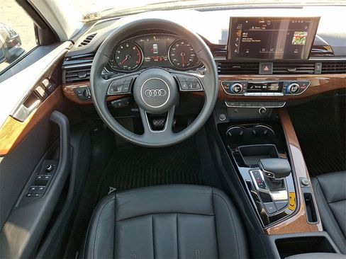 Used 2023 Audi A4 2.0T Premium w/ Convenience Package image 3