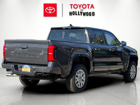 New 2026 Toyota Tacoma SR5 image 4