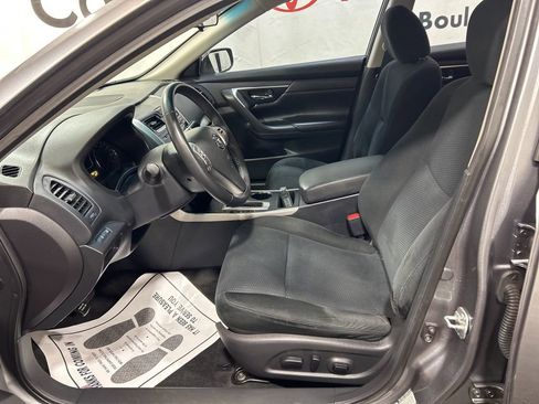 Used 2015 Nissan Altima 2.5 SV image 23