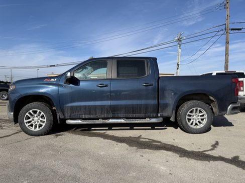 Used 2021 Chevrolet Silverado 1500 LT w/ Z71 Off-Road Package image 4