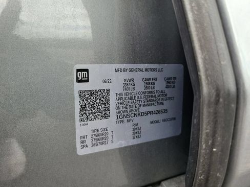 Used 2023 Chevrolet Tahoe LT w/ Luxury Package RWD image 34