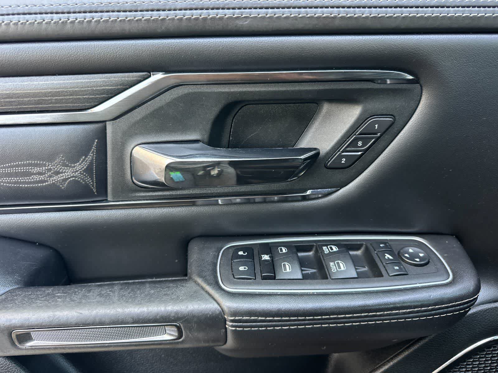 Used 2023 RAM 1500 Limited w/ Off Road Group AWD/4WD image 13