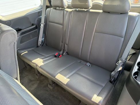 Used 2003 Honda Pilot EX image 10