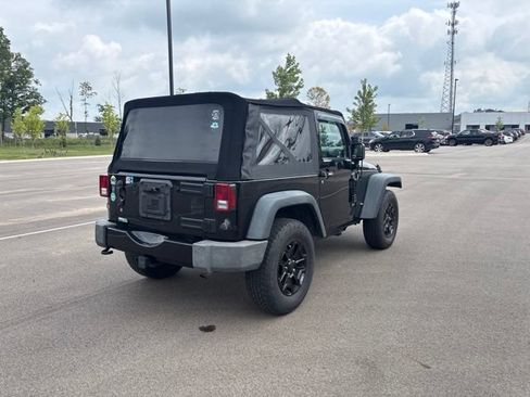 Used 2015 Jeep Wrangler Sport AWD/4WD image 5