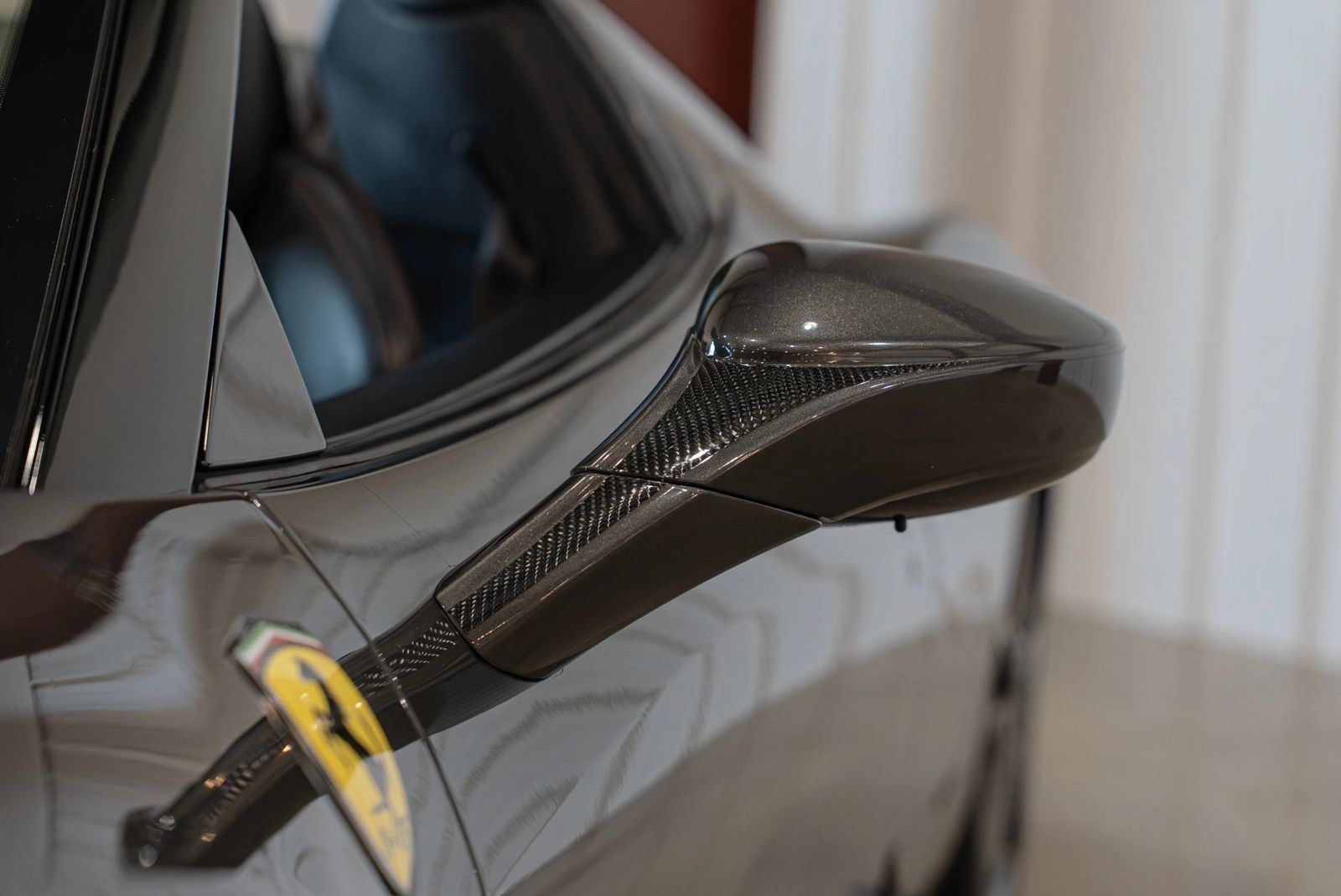 Used 2013 Ferrari 458 Spider RWD image 11
