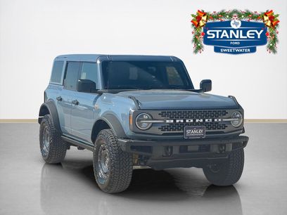 New 2025 Ford Bronco Badlands w/ Sasquatch Package