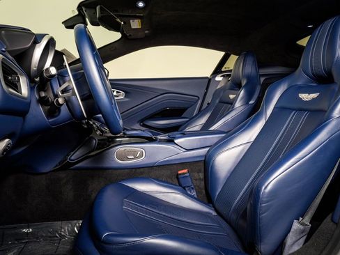 Used 2019 Aston Martin V8 Vantage Roadster RWD image 20