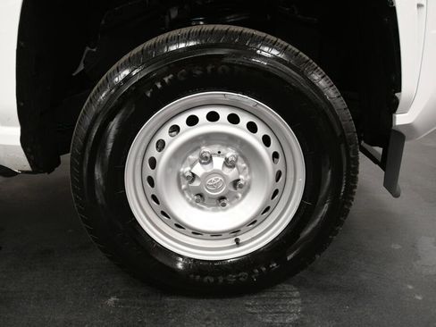 Certified 2025 Toyota Tacoma SR image 10