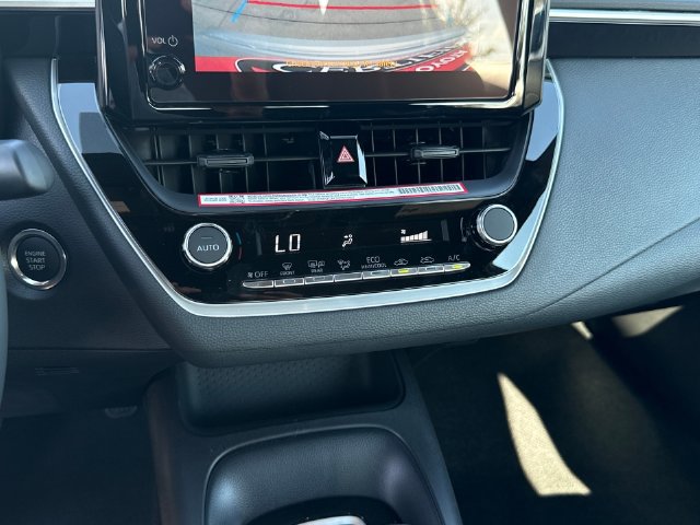 Used 2026 Toyota Corolla SE FWD image 18