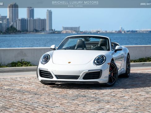 Used 2017 Porsche 911 Carrera S RWD image 2
