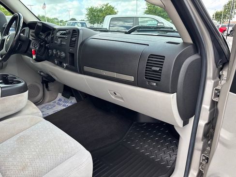 Used 2007 Chevrolet Silverado 2500 LT w/ Suspension Package, Off-Road AWD/4WD image 42