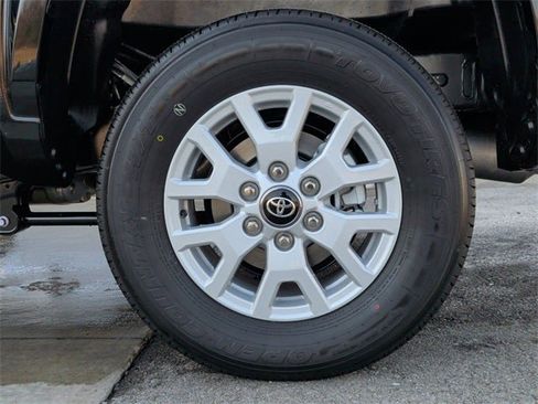 New 2026 Toyota Tacoma SR5 image 9