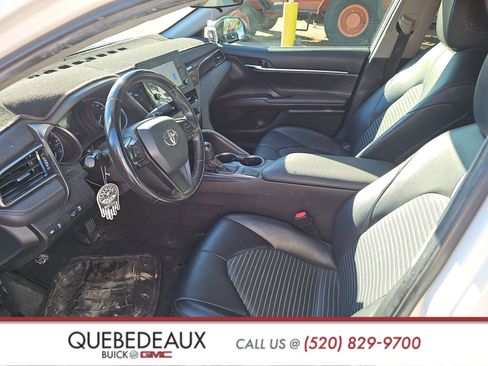 Used 2022 Toyota Camry SE image 7