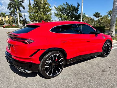 Used 2024 Lamborghini Urus S image 5