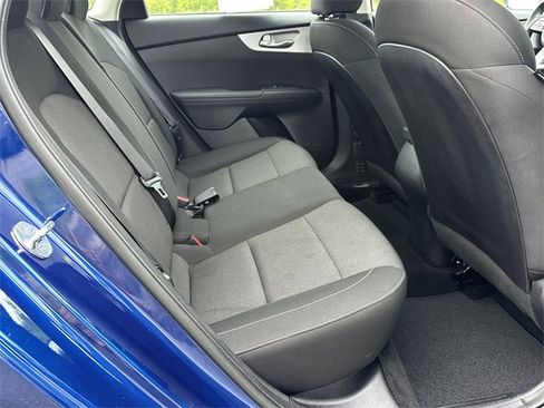 Used 2022 Kia Forte LXS image 16
