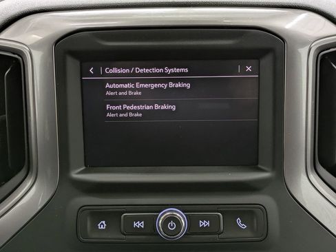 Used 2024 Chevrolet Silverado 1500 Custom AWD/4WD image 6