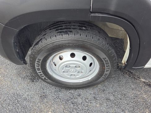 Used 2023 RAM ProMaster 2500 FWD image 15
