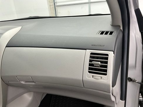 Used 2011 Toyota Corolla LE image 10