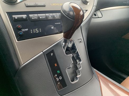 Used 2013 Lexus RX 450h AWD image 26