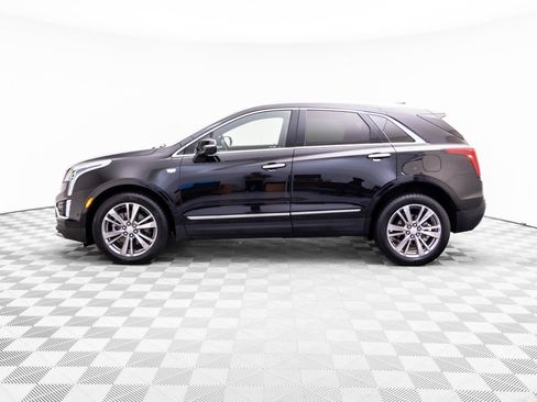 Certified 2025 Cadillac XT5 Premium Luxury w/ Technology Package AWD/4WD image 2