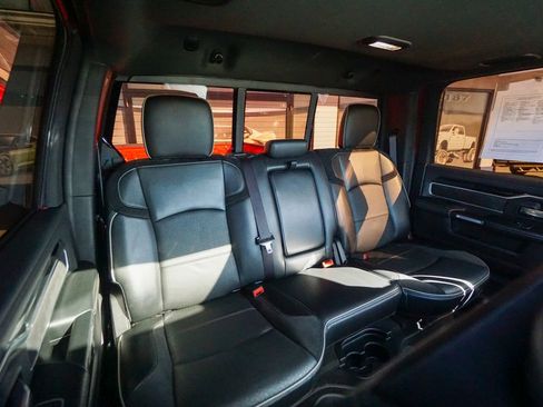 Used 2019 RAM 3500 Laramie image 37