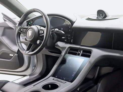 Used 2023 Porsche Taycan Turbo image 35