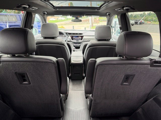 Used 2024 Cadillac XT6 Premium Luxury w/ LPO, Floor Liner Package AWD/4WD image 32